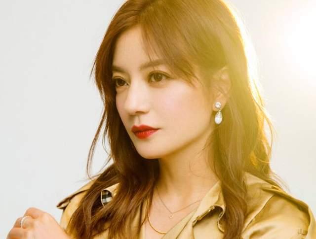 吃瓜明星赵薇视频,娱乐圈吃瓜大揭秘