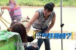 农村大姐吃秋瓜图片视频,农村大姐笑迎丰收季