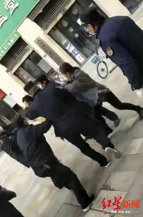 外卖员苏苏的吃瓜视频,揭秘娱乐圈幕后故事