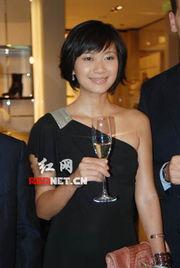 吴亦帆和徐静蕾吃瓜视频,揭秘娱乐圈幕后趣事