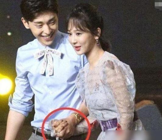 吃瓜室外拍照片怎么拍视频